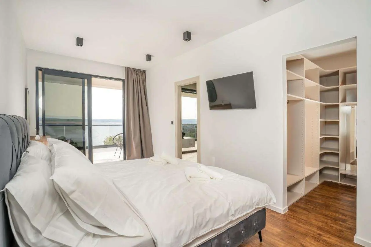 Modern Seaview Villa, Jadranovo