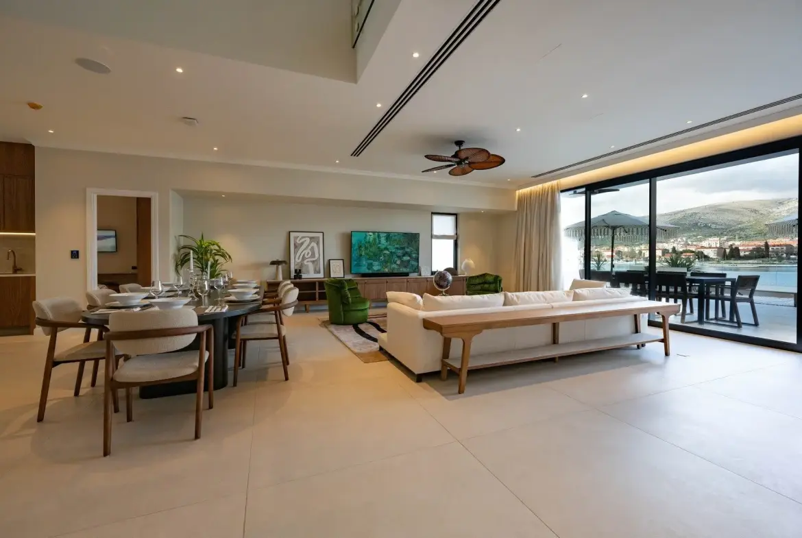 Villa Ultima