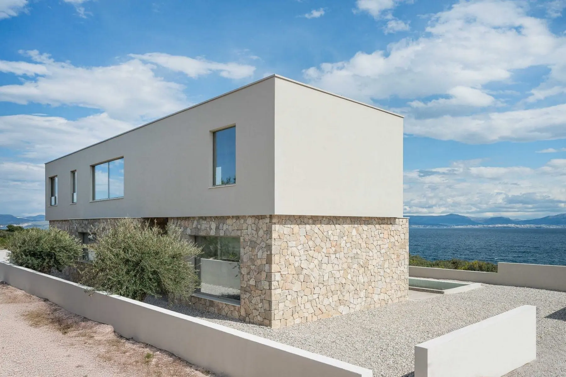 WhatsApp-Image-2026-04-15-at-08.49.432 Villa Aurelis
