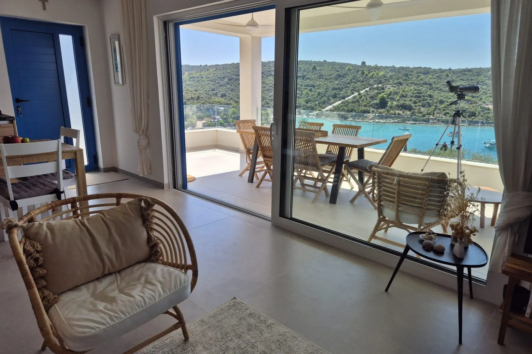 WhatsApp-Image-2026-08-13-at-09.38.36-3 Villa Oasis
