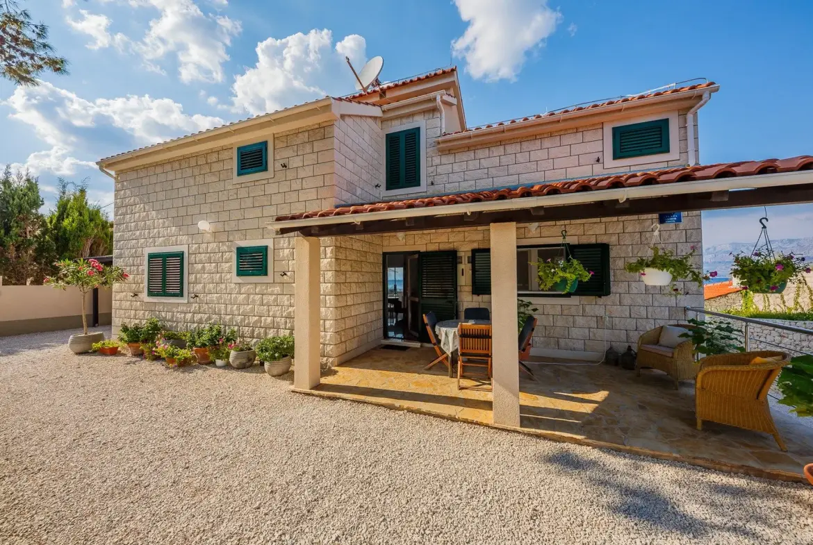 Villa Navis