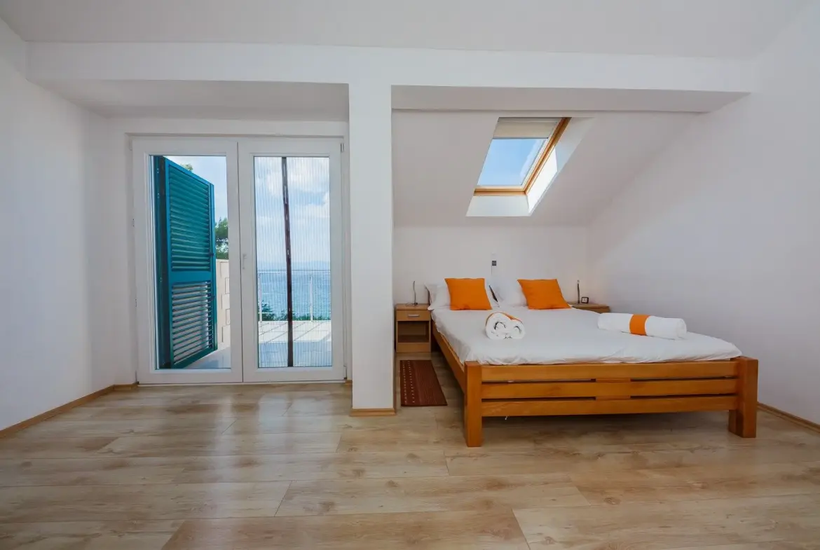 Villa Navis