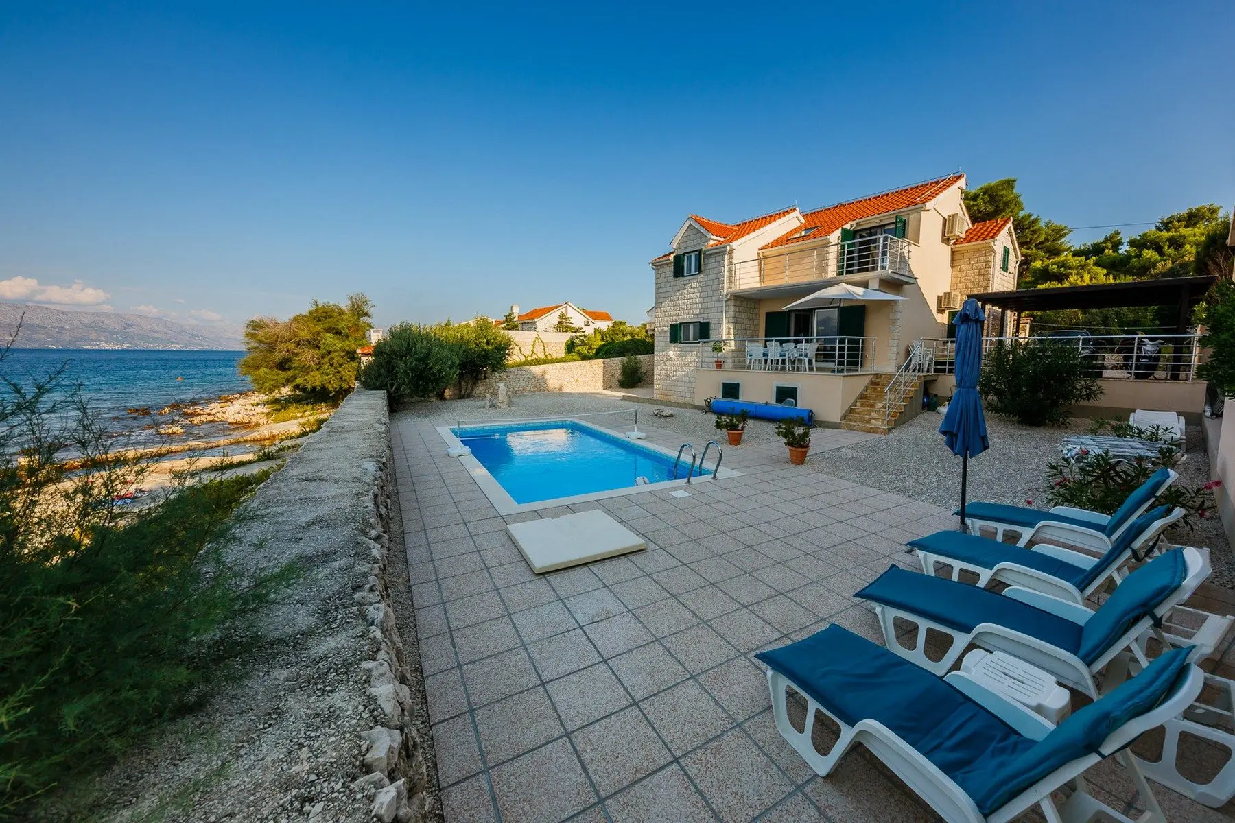 Villa Navis