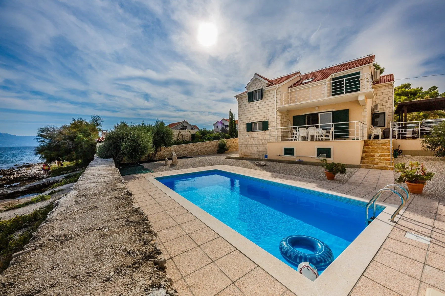 Villa Navis