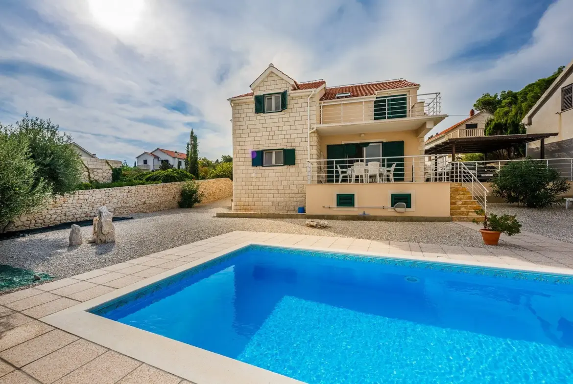Villa Navis