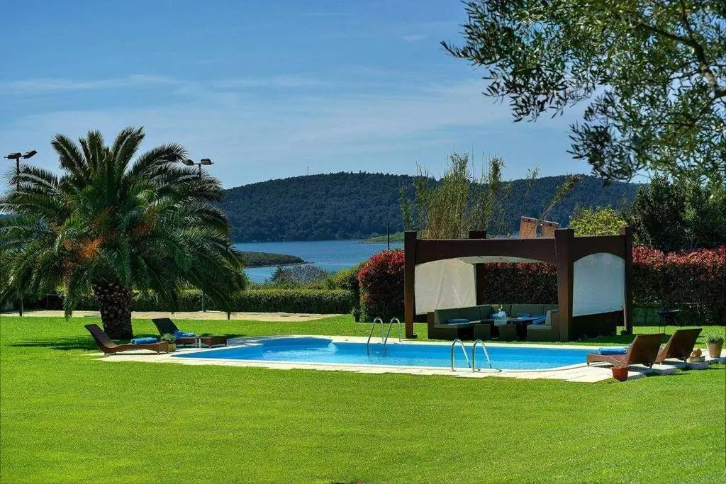 Istrian elegance within walking distance to the sea