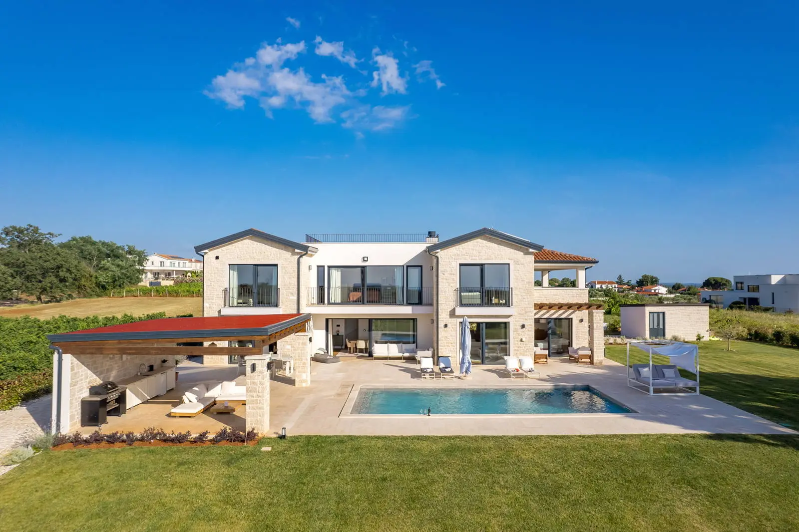 Luxury stone bungalow with wellness & exclusive features