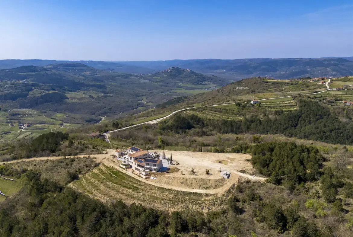 Exclusive luxury residence with panoramic views in the heart of Istria