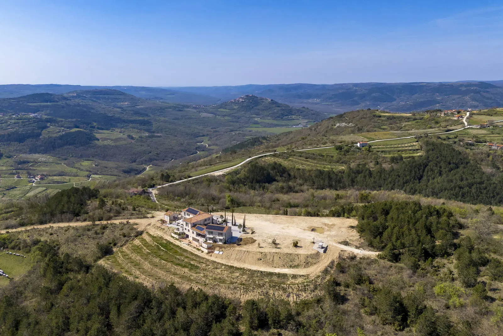 Exclusive luxury residence with panoramic views in the heart of Istria