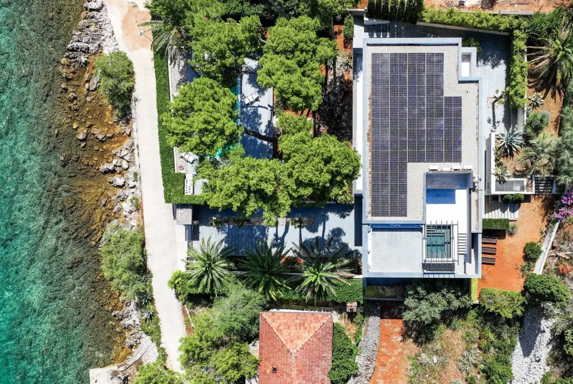 Villa SCORPIO – Luxurious Self-Sustainable Villa on the Adriatic Sea
