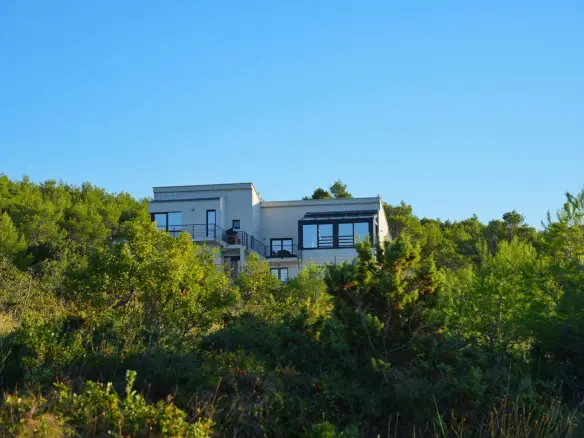 Villa Novigrad – Where Sea Meets Mountain Views