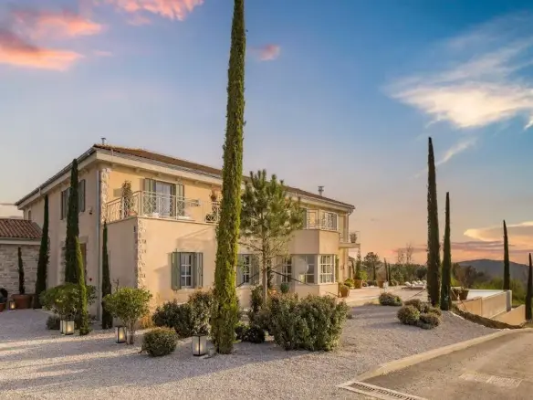 Exclusive luxury residence with panoramic views in the heart of Istria