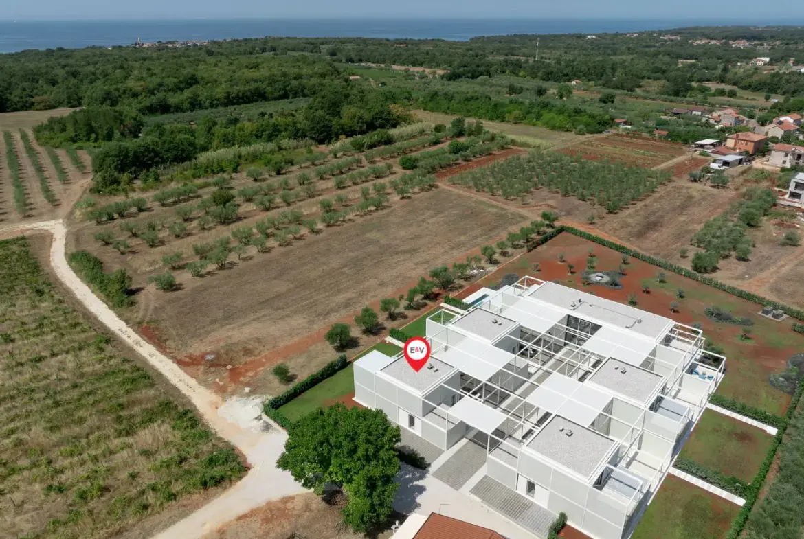 Sustainable designer residence with pool & sea views in a peaceful setting (No. 1)