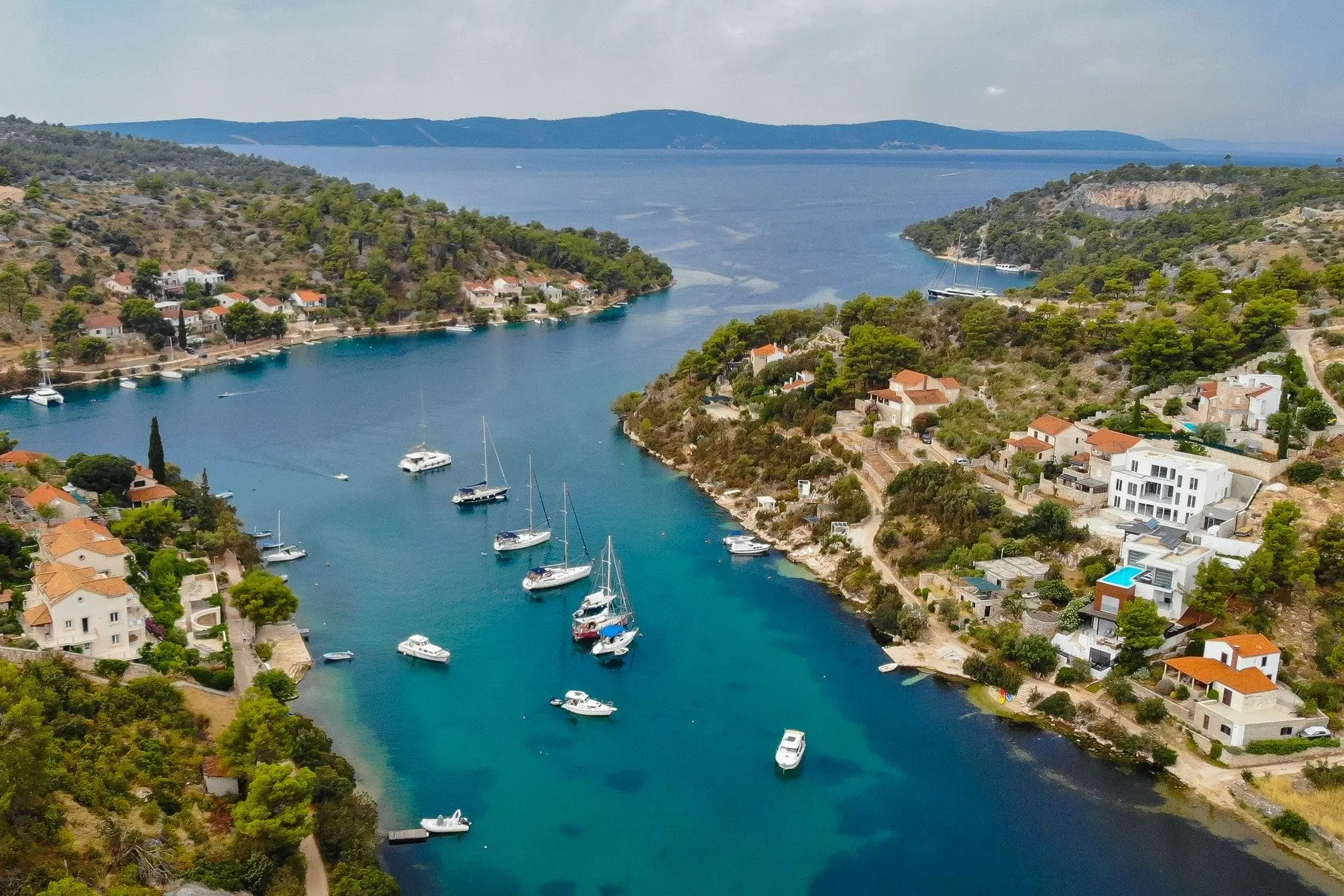 Seafront building plot on Brač