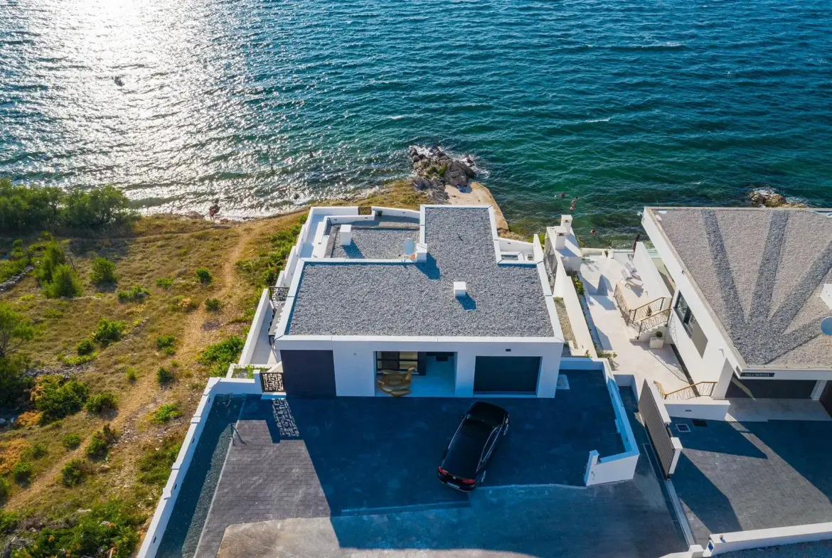 Villa Sealine
