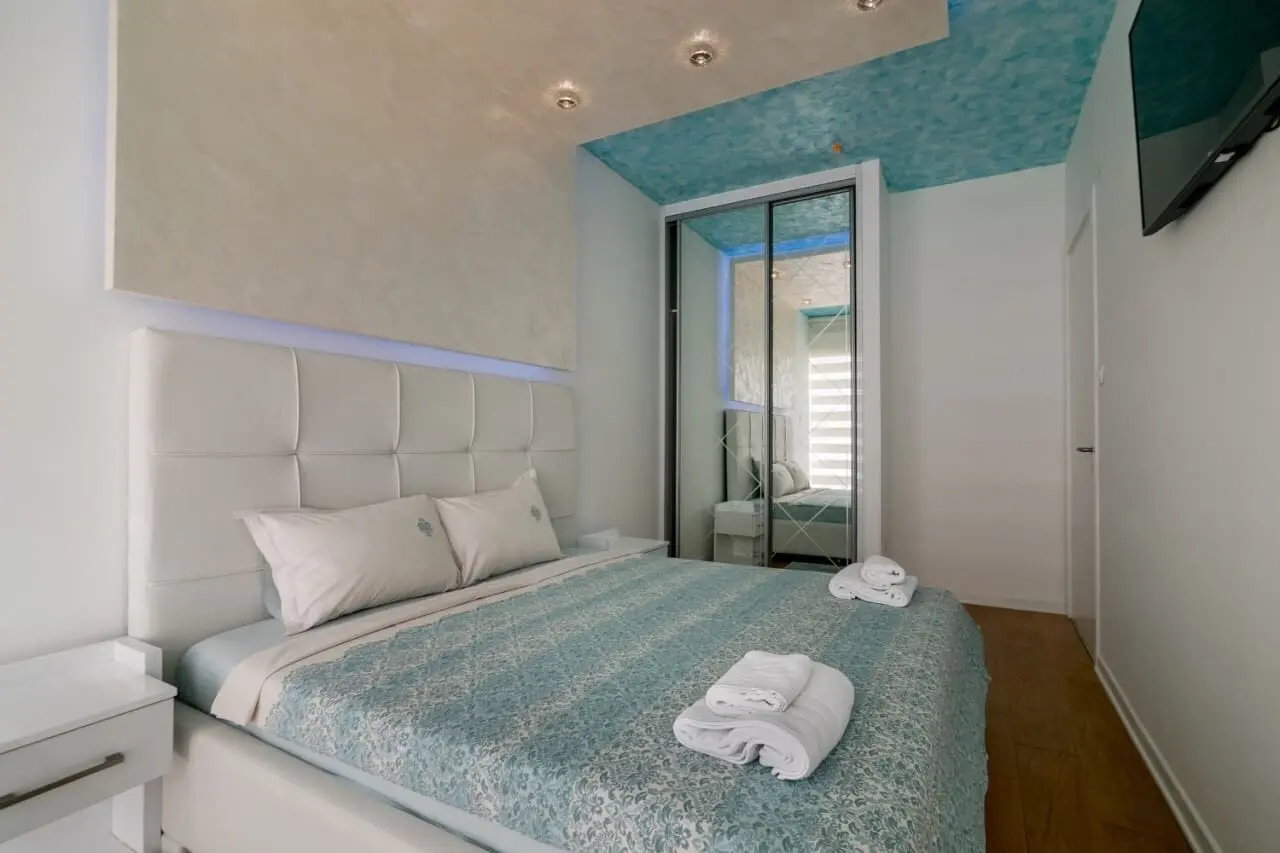Apartment for Sale in Tre Canne Budva – Luxury Sea View Property