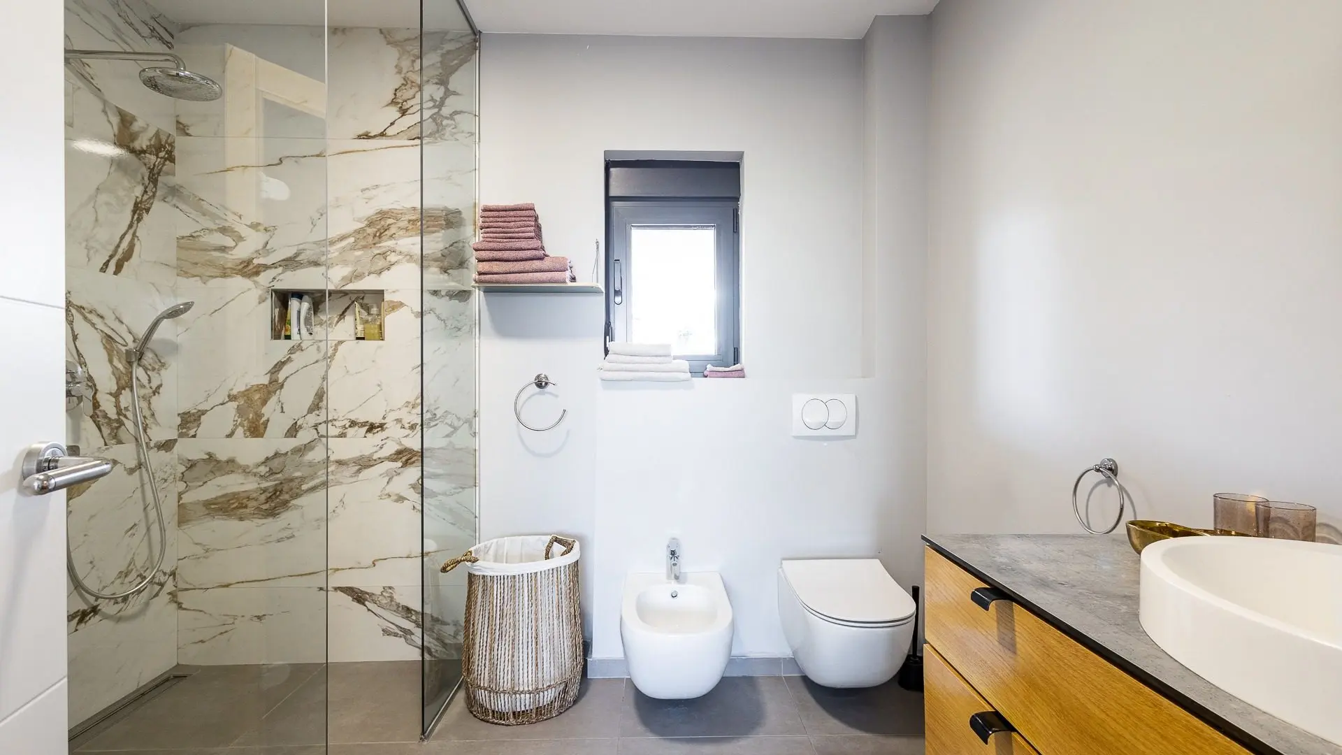 3-Bedroom Villa, 234 m² – Nikole Pašića, Mladenovac