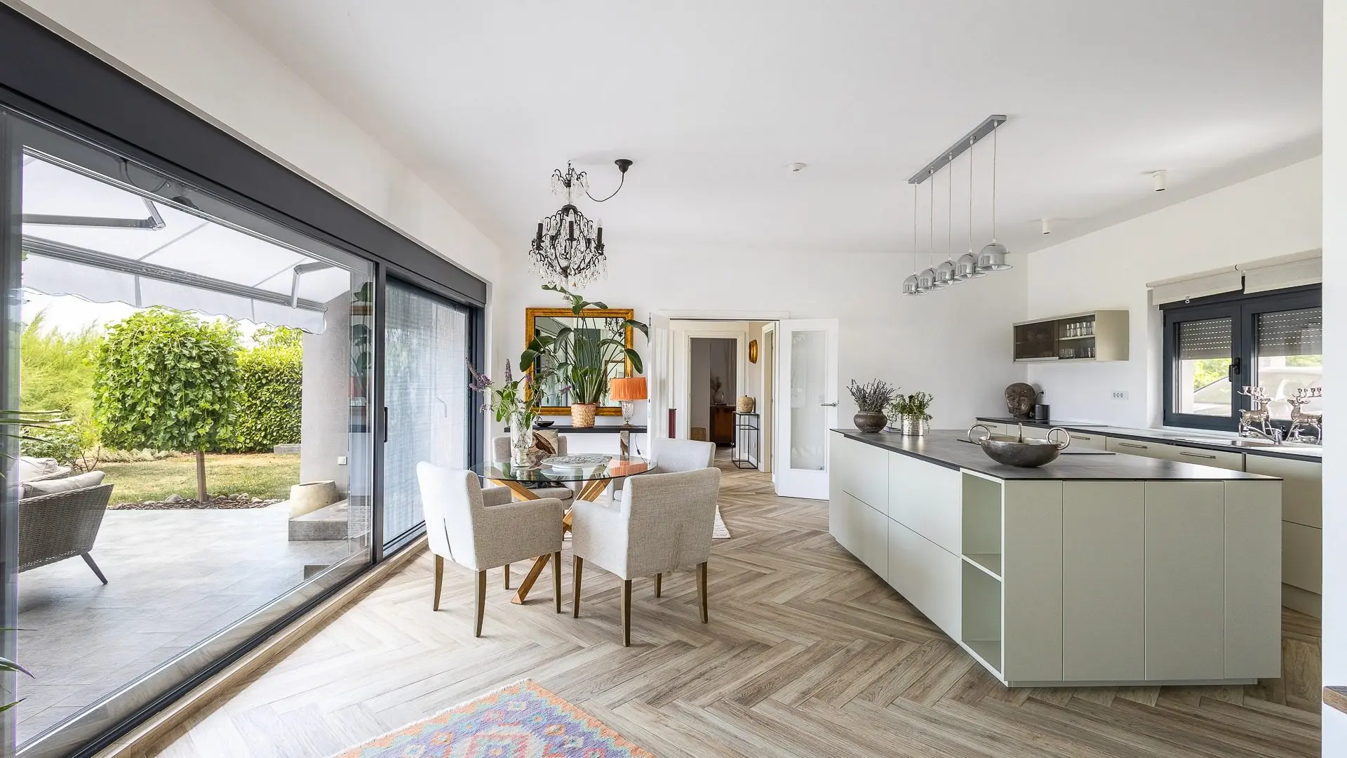 3-Bedroom Villa, 234 m² – Nikole Pašića, Mladenovac