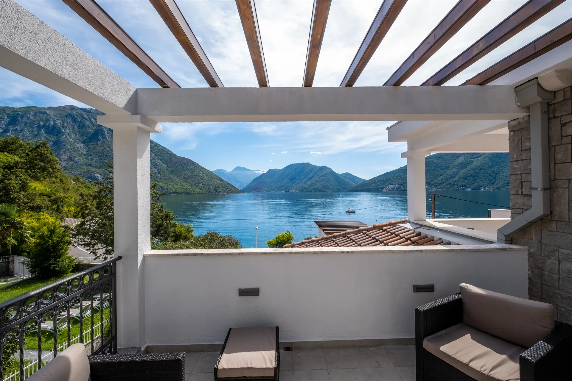 Four bedrooms villa Boka Bay