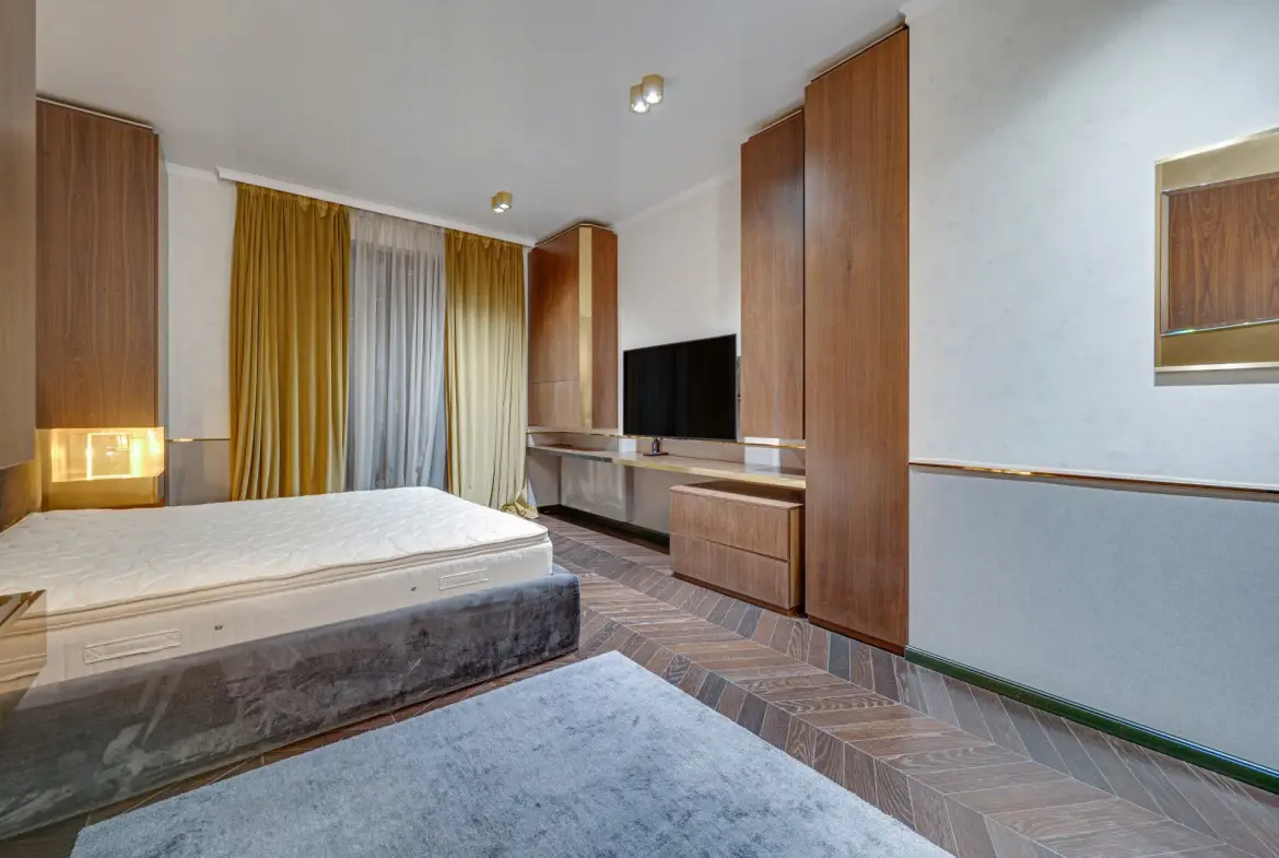 Impressive residence in an iconic building in Lozenets