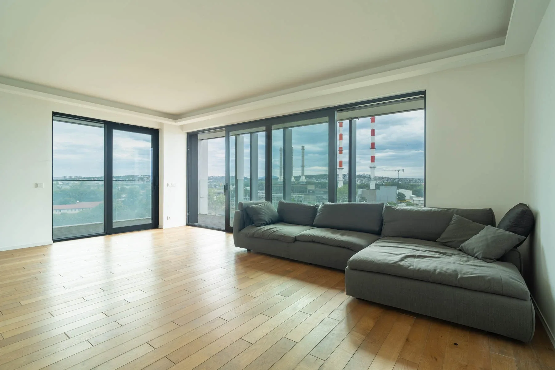 01-7-1 2-Bedroom Apartment, 113 m² – Sakura Park, Novi Beograd, Belgrade