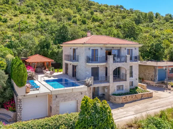 Stone villa with pool and open sea view, Reževići, Budva