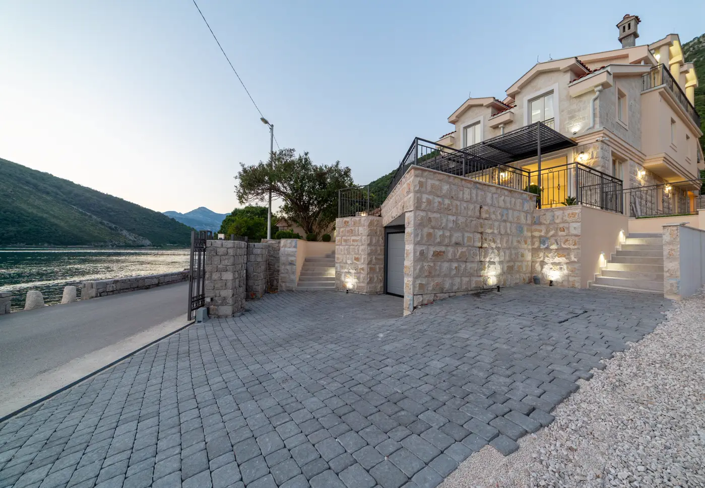 Three-story villa on the first line to the sea, available for rent, Lepetane, Tivat