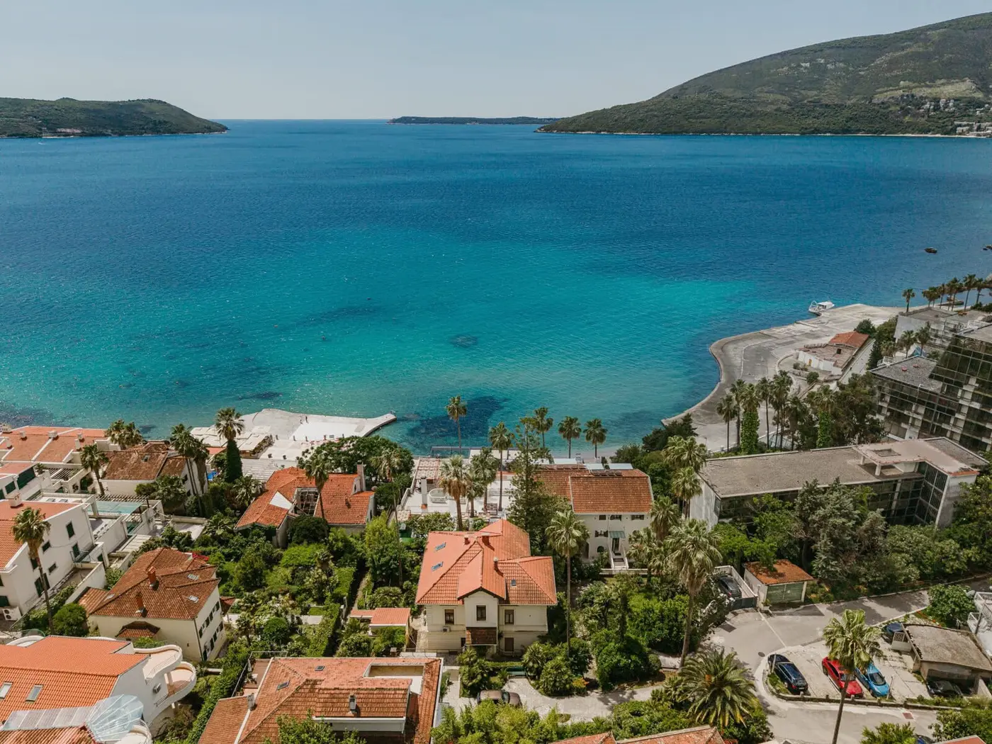 Authentic villa with a spacious garden, Herceg Novi, Savina