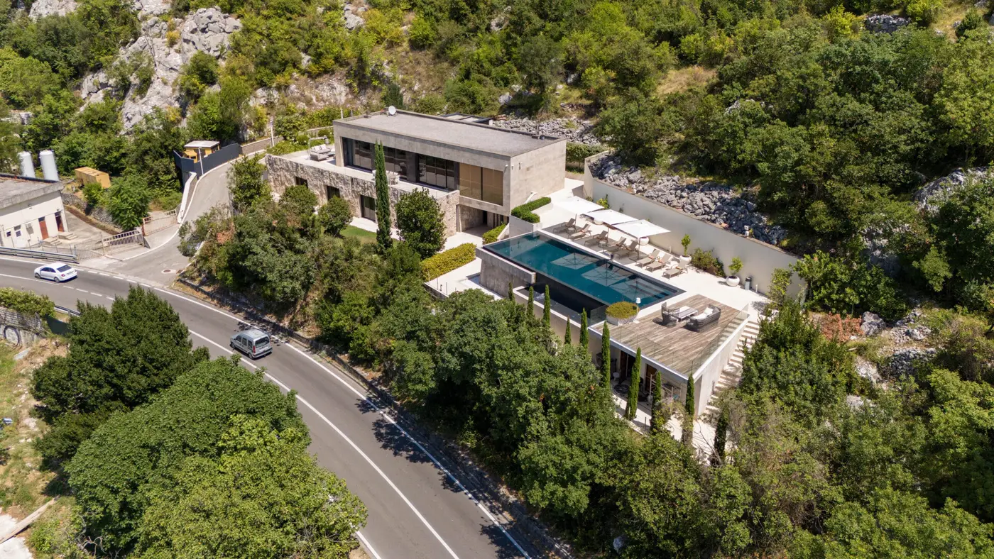 01-96 Villa Mandragora, Kotor