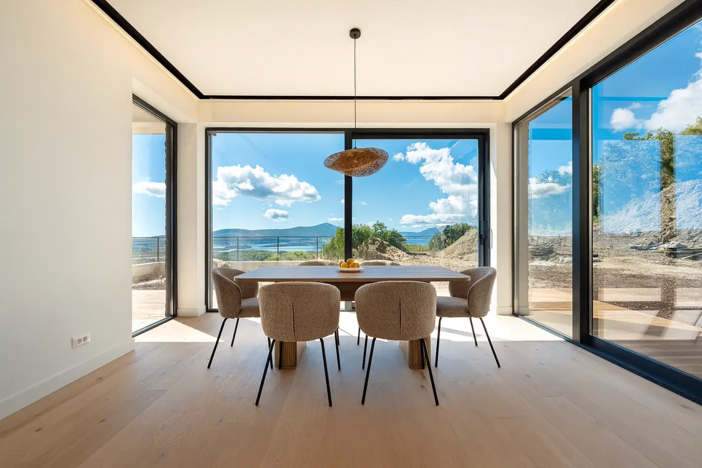 02-13 Four-bedroom luxury family villa, Kavač, Kotor