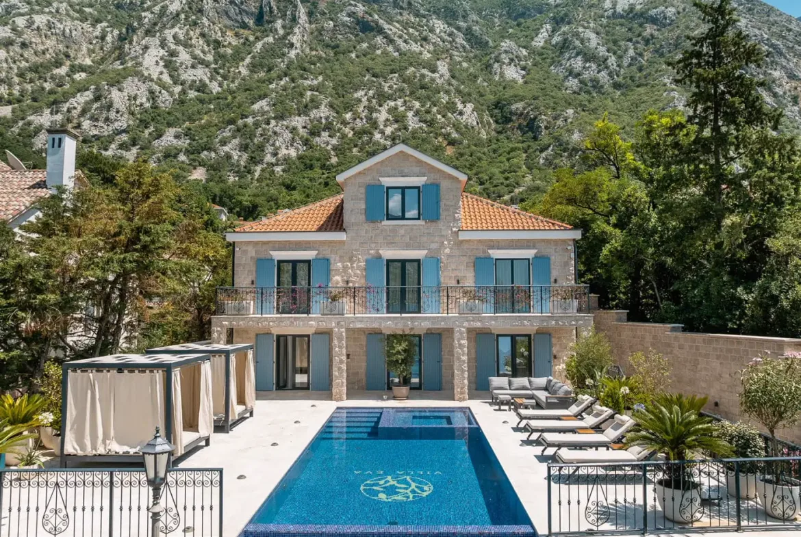 Stone villa on the first line to the sea, Ljuta, Kotor