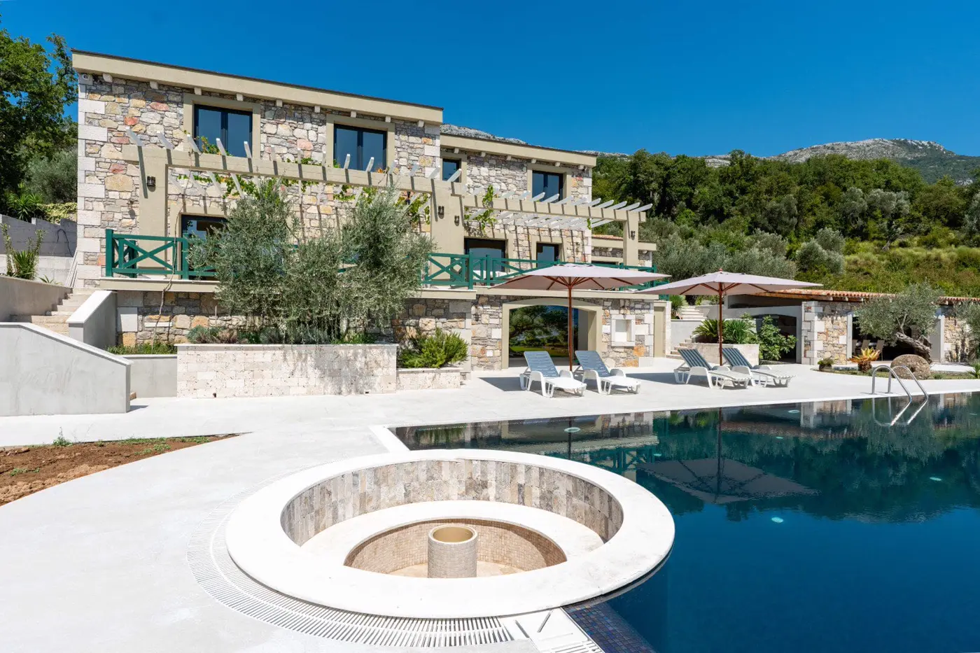 New stone villa with pool and open sea view, Buljarica