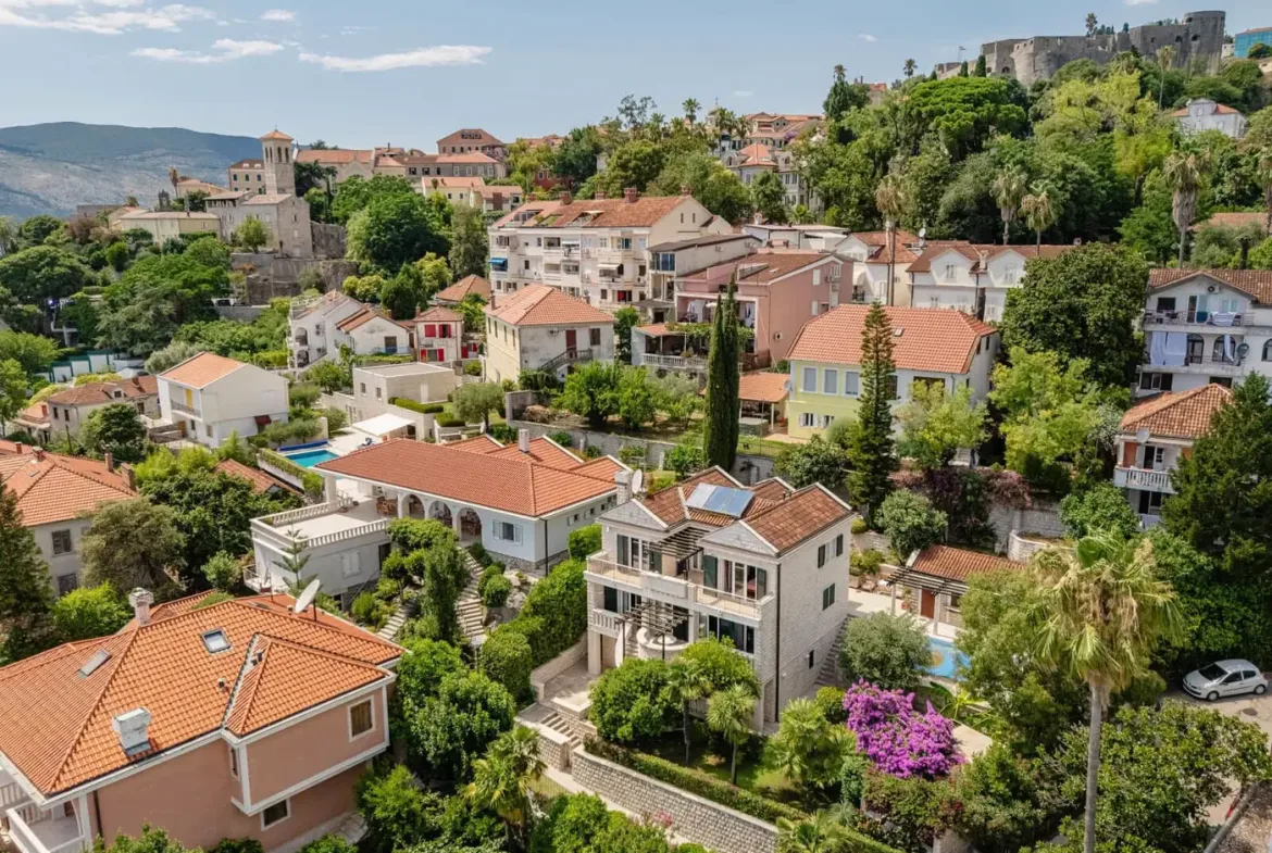 Exclusive Villa on the second line from the sea, Savina, Herceg Novi