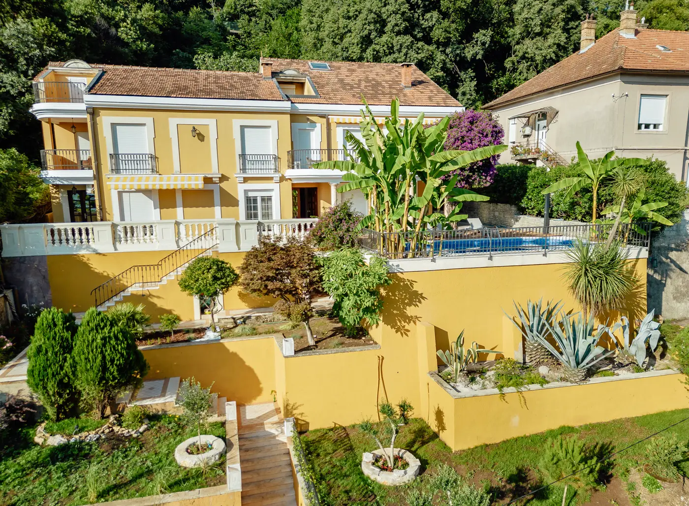 02-89 Exclusive villa with private pool and sea view, Herceg Novi