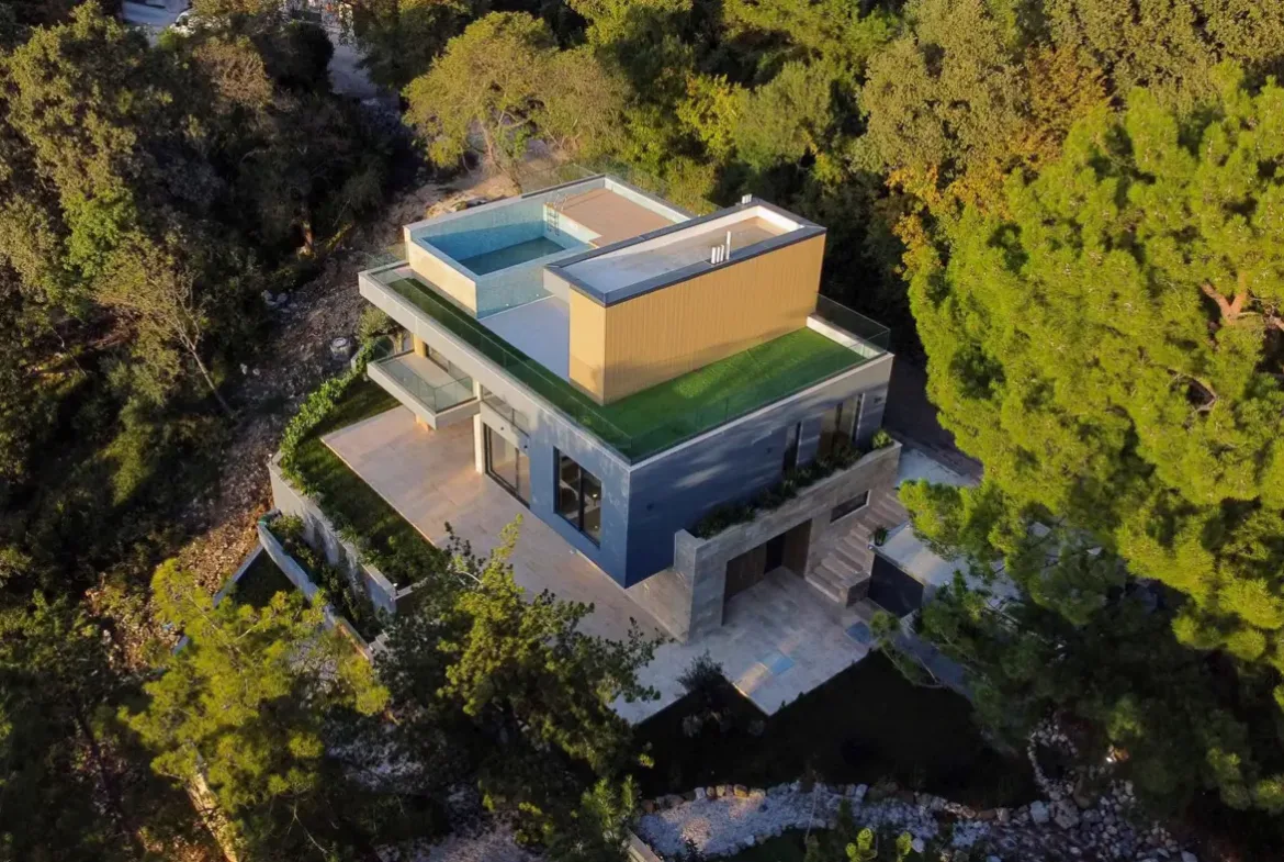 Modern family villa with pool and panoramic view, Kavač, Kotor