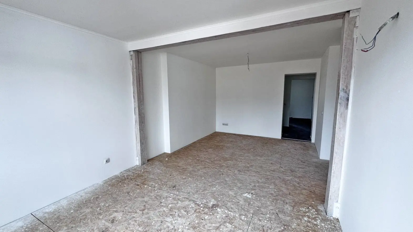 023793f7c28c51f5d2bfadcd936ade4b Bright and spacious apartment on Gurko Street for sale