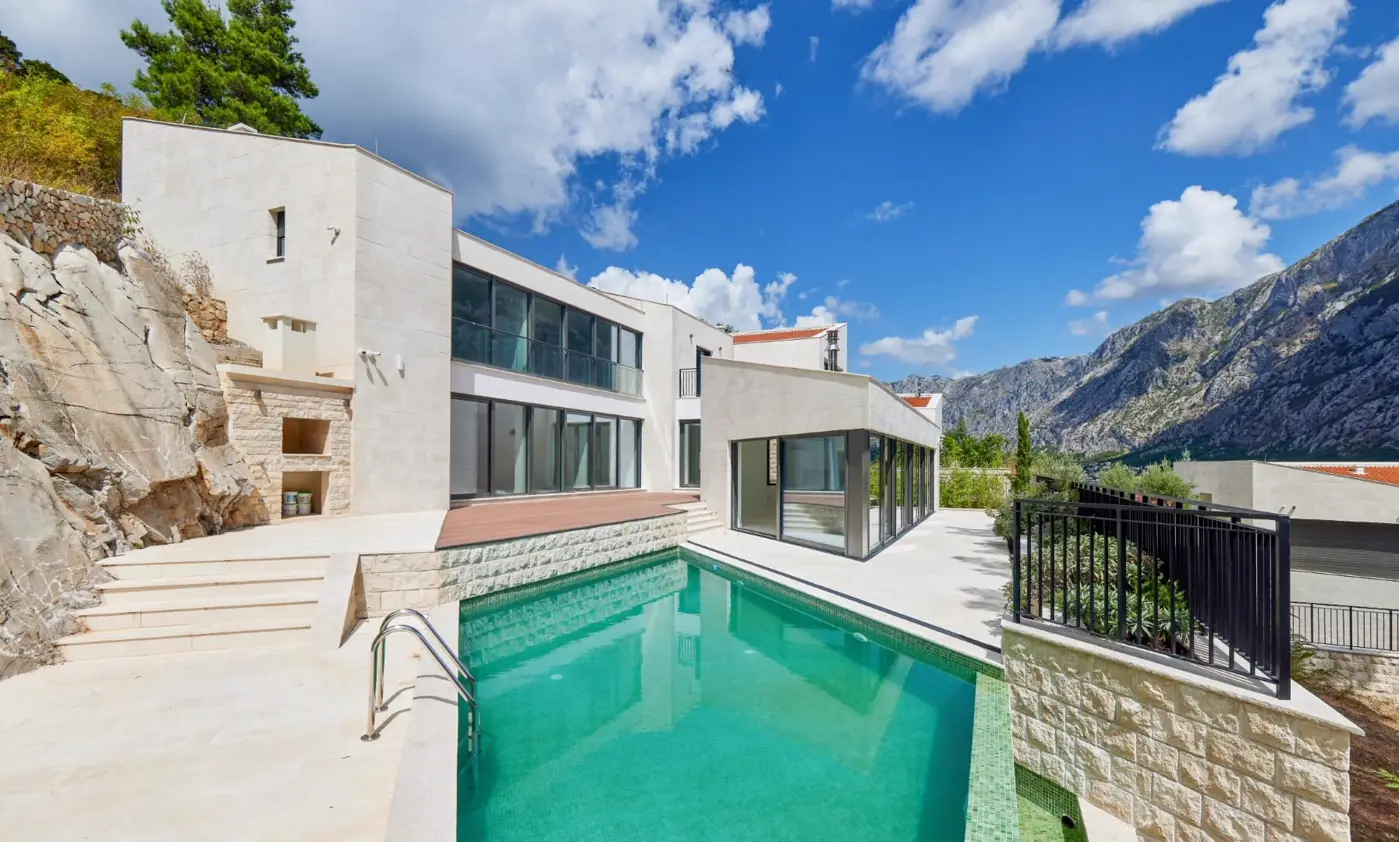 Contemporary villa with pool and bay view, Prčanj, Kotor