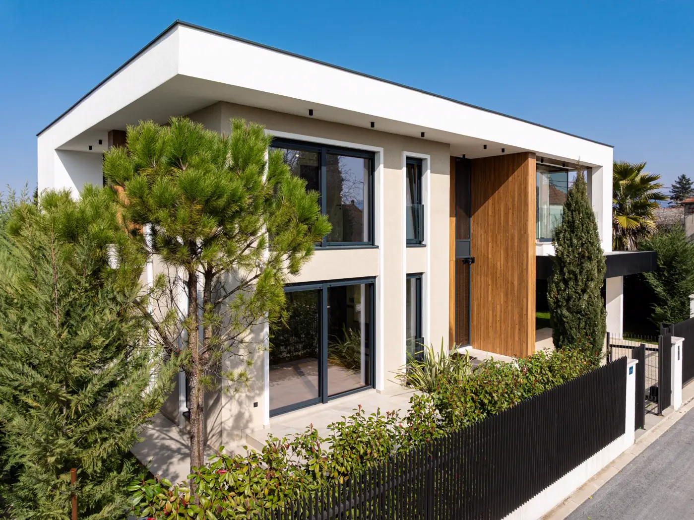 Four-bedroom modern villa, Gornja Gorica, Podgorica