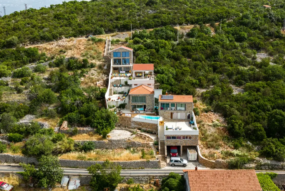 Estate of three villas with swimming pool, Klinci, Herceg Novi