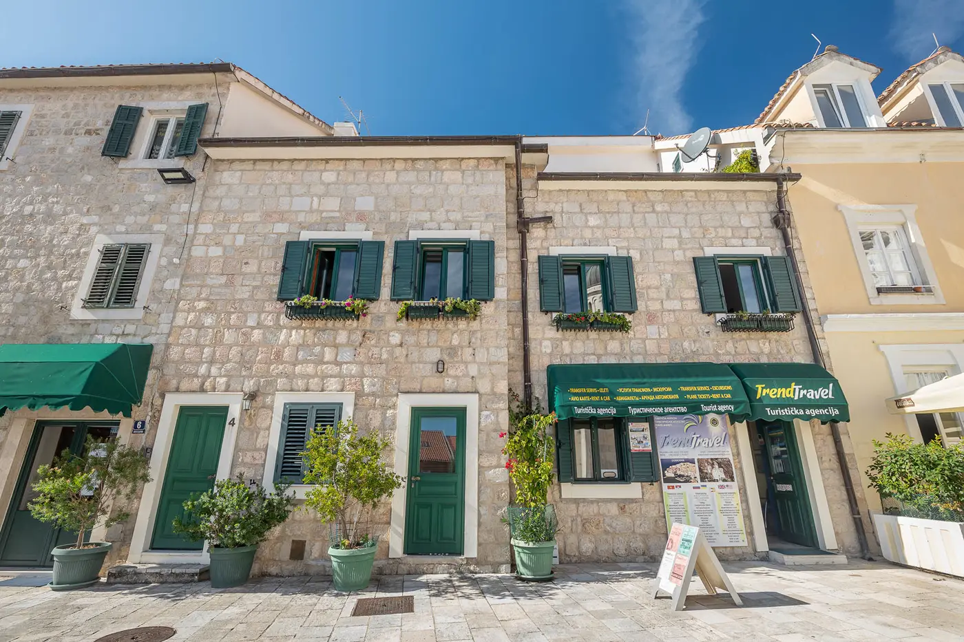 Stone house with two commercial buildings, Trg Belavista, Herceg Novi