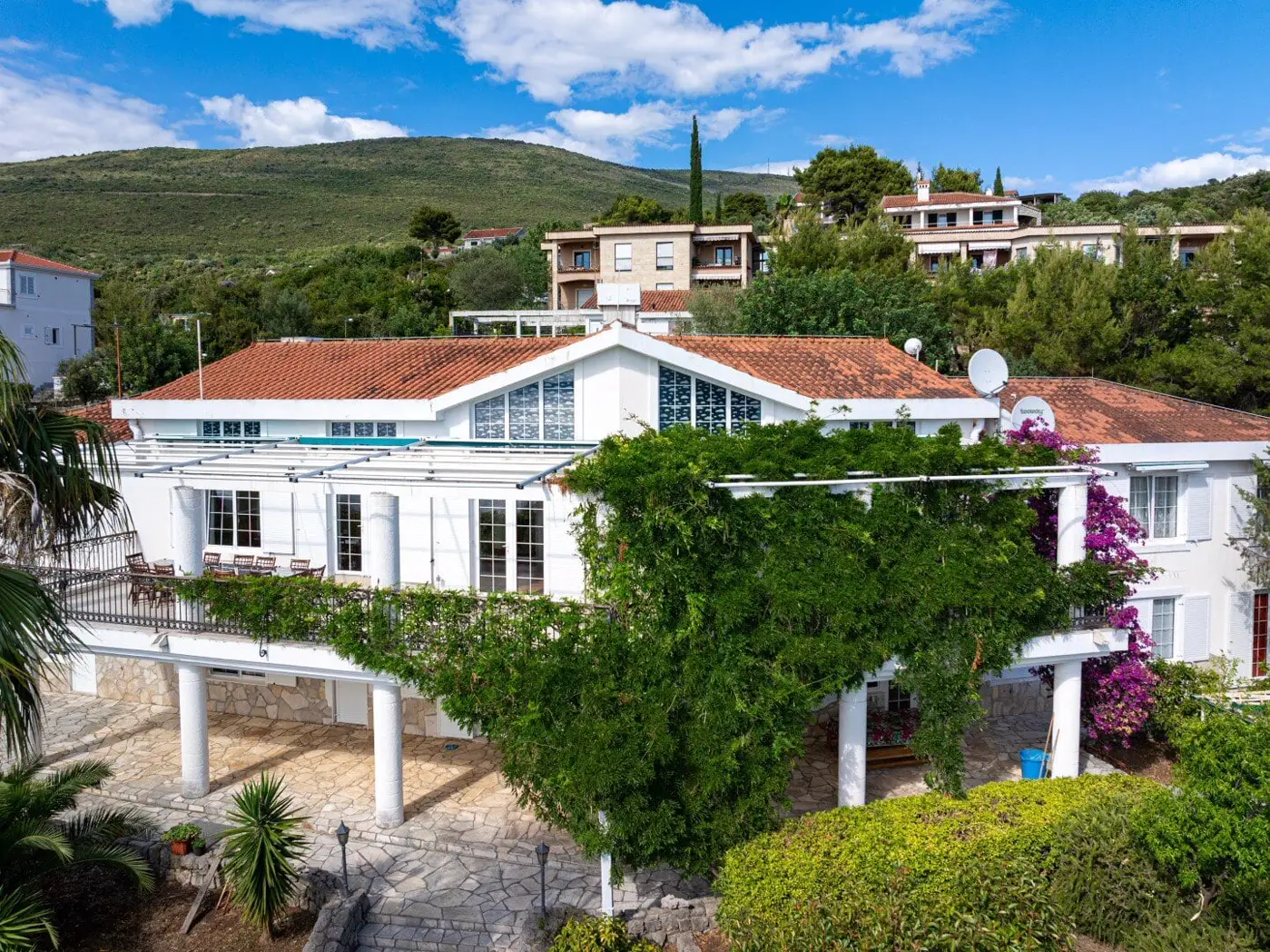 03-45 Villa with panoramic sea view on a large property, Žanjice, Herceg Novi