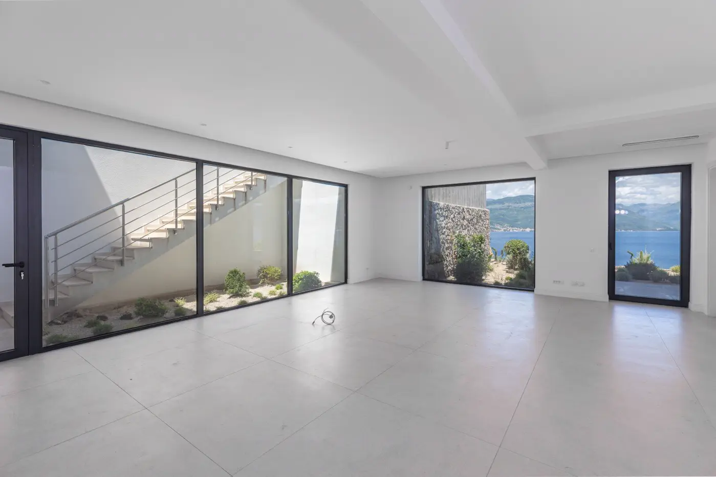 Contemporary villa with private pool and panoramic sea view, Krašići, Tivat