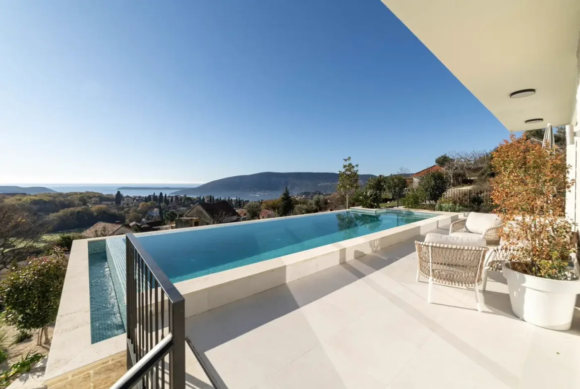 Modern four-room villa with pool and panoramic sea view, Podi, Herceg Novi