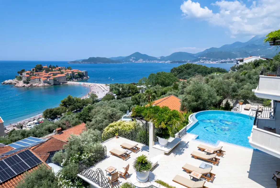 Complex of two luxury villas with swimming pool and panoramic sea view, Sveti Stefan, Budva