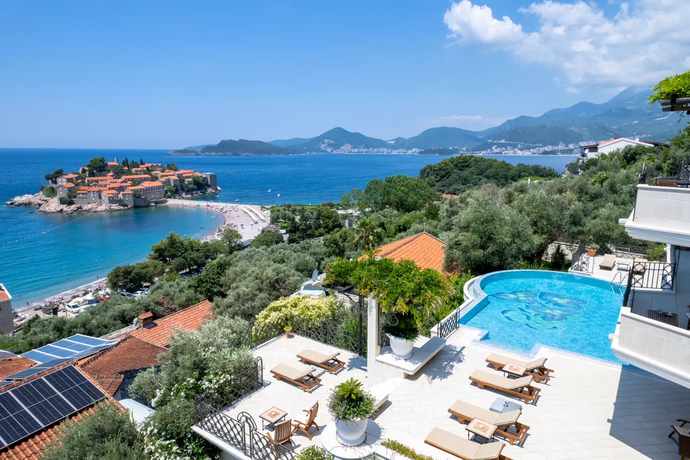 Complex of two luxury villas with swimming pool and panoramic sea view, Sveti Stefan, Budva