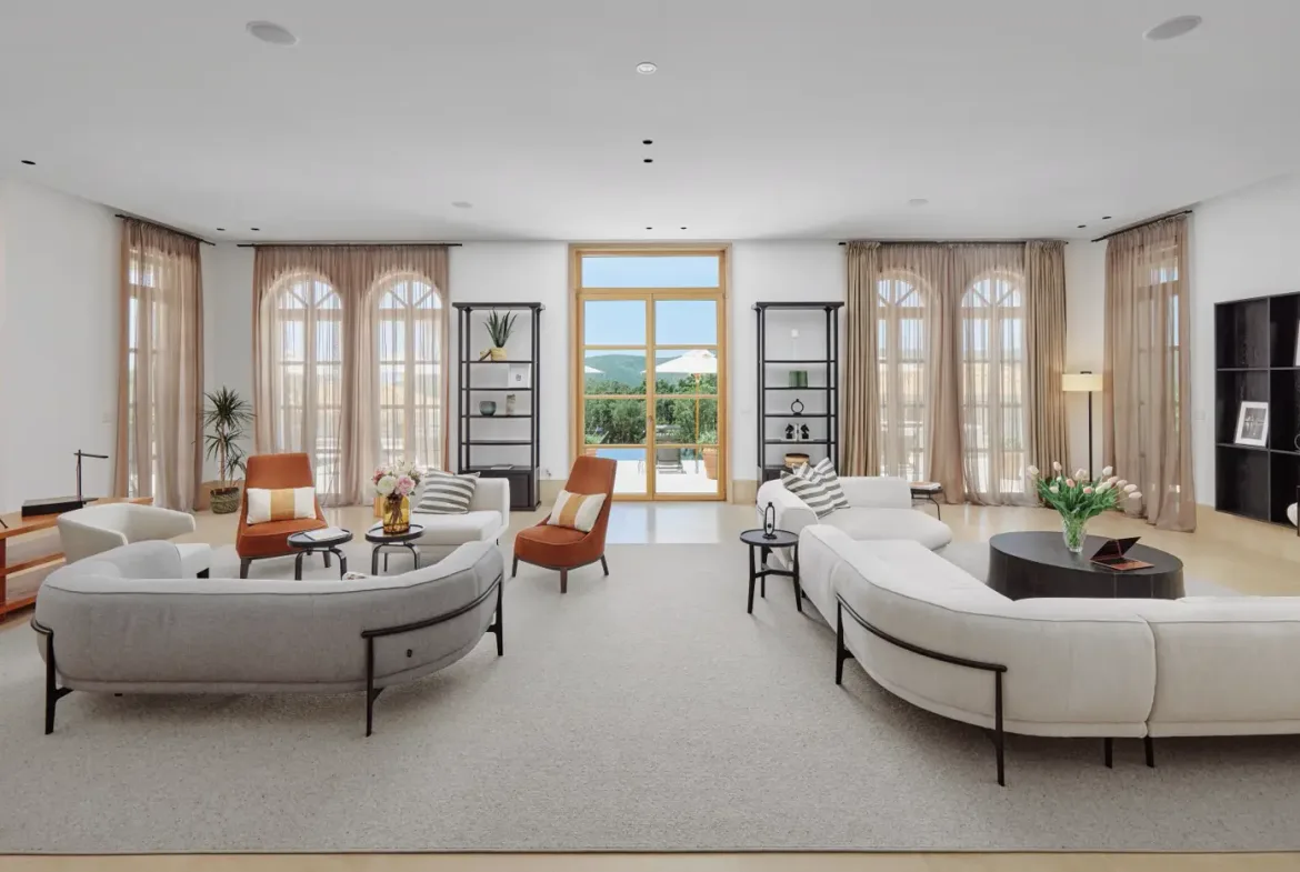 Exclusive complex of three villas with sea view, available for rent, Budva