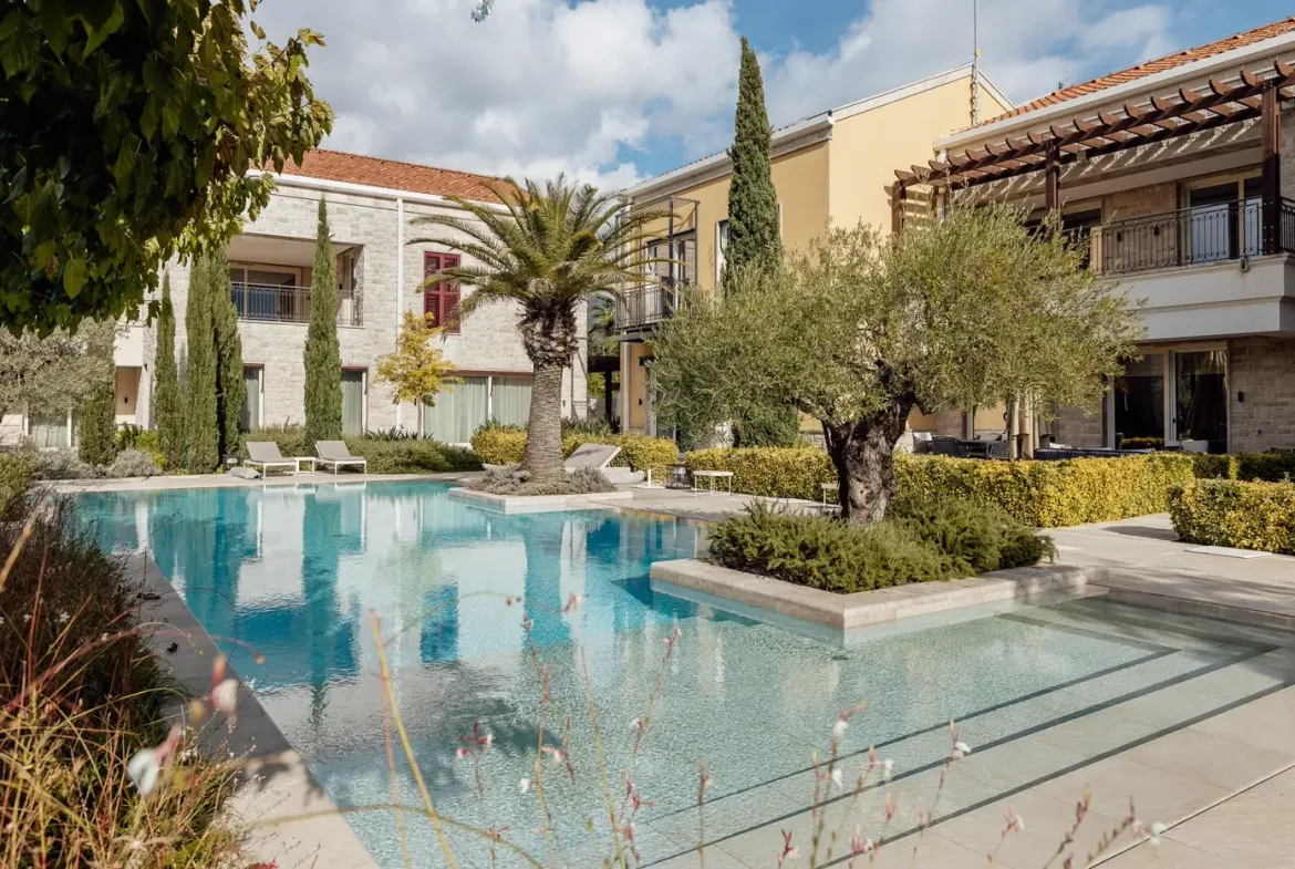 Villa with jacuzzi on the roof terrace, Portonovi Village Residences, Herceg Novi