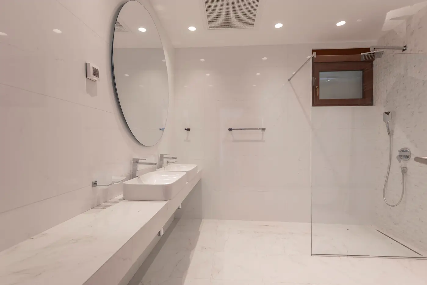 Luxury villa with pool, Mareza