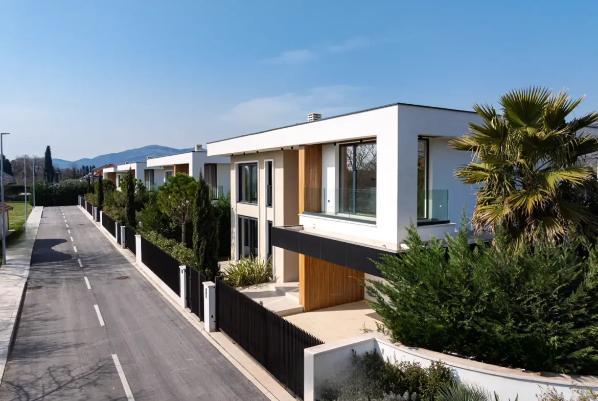 Four-bedroom modern villa, Gornja Gorica, Podgorica