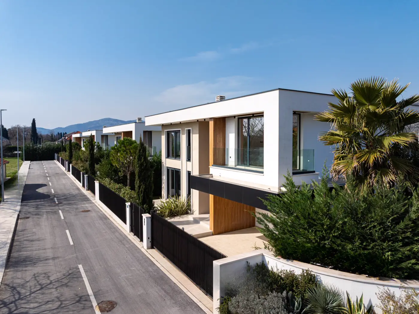 Four-bedroom modern villa, Gornja Gorica, Podgorica